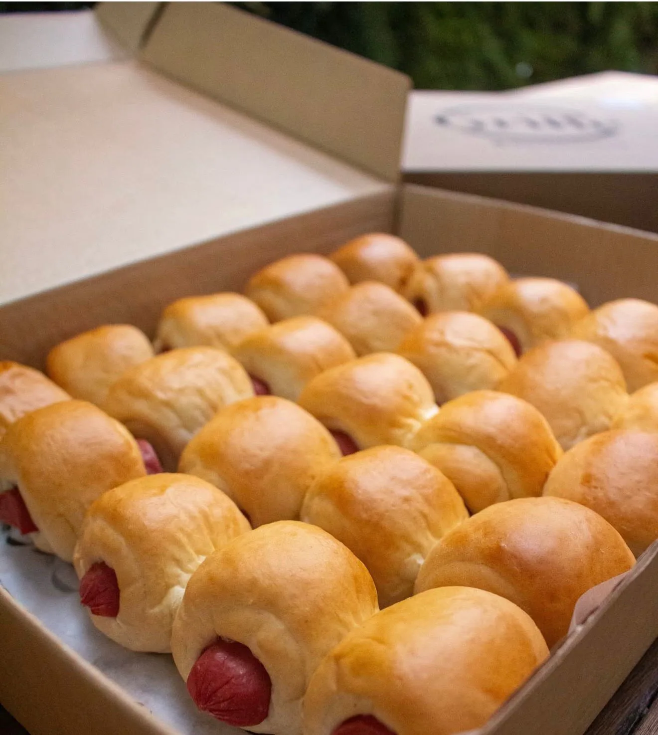 Enroladinhos de salsicha encomenda Griffe Patisserie